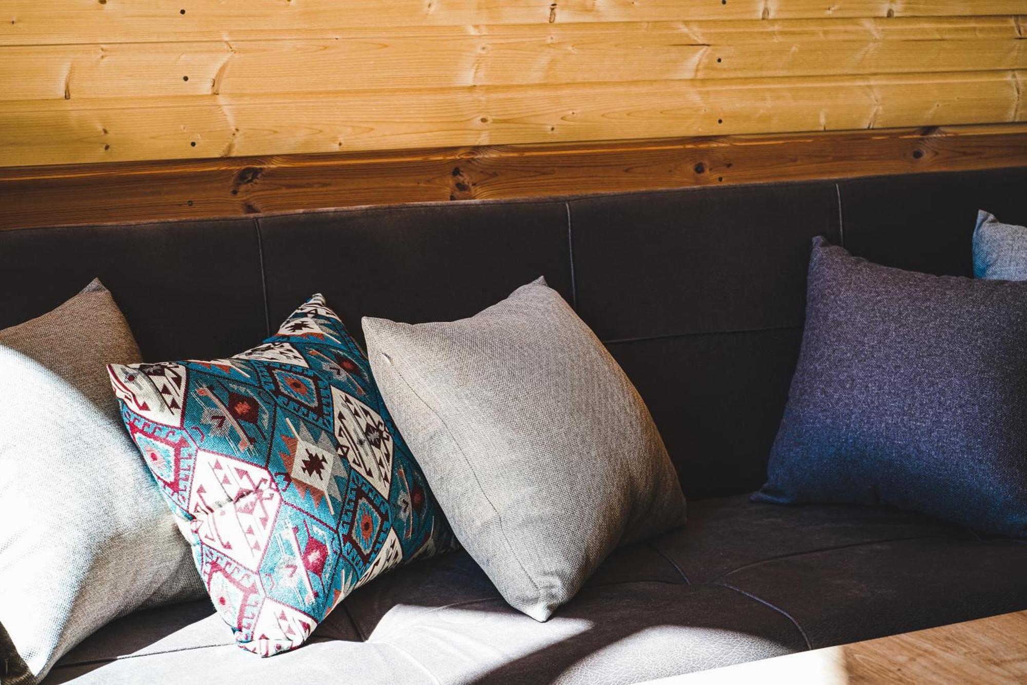 Traveler'S Cottages In Kazbegi Ngoại thất bức ảnh